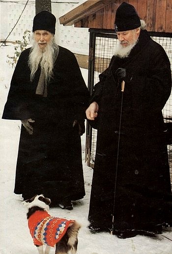 Starec Kyrill s patriarchou Alexijem II.